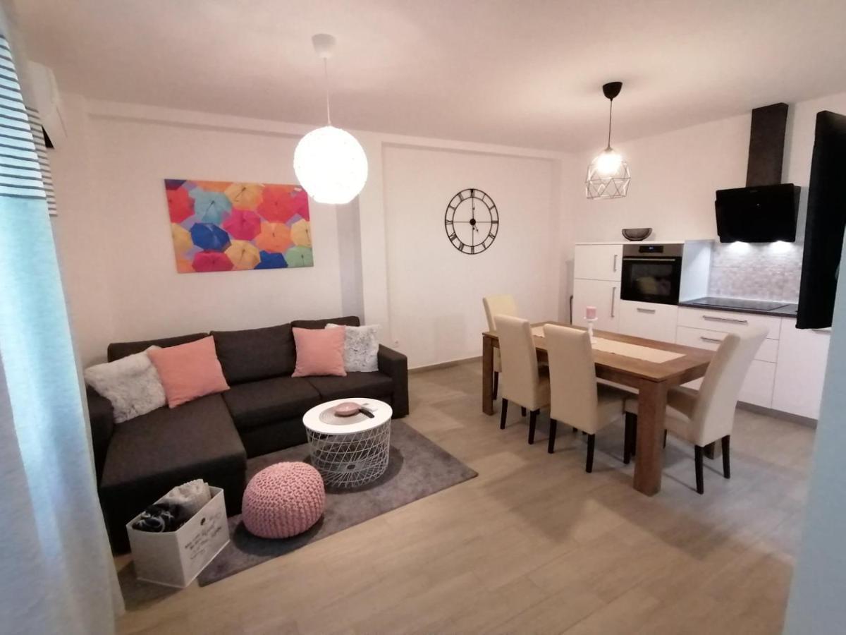 Apartments Pepe Novigrad Istria Eksteriør bilde