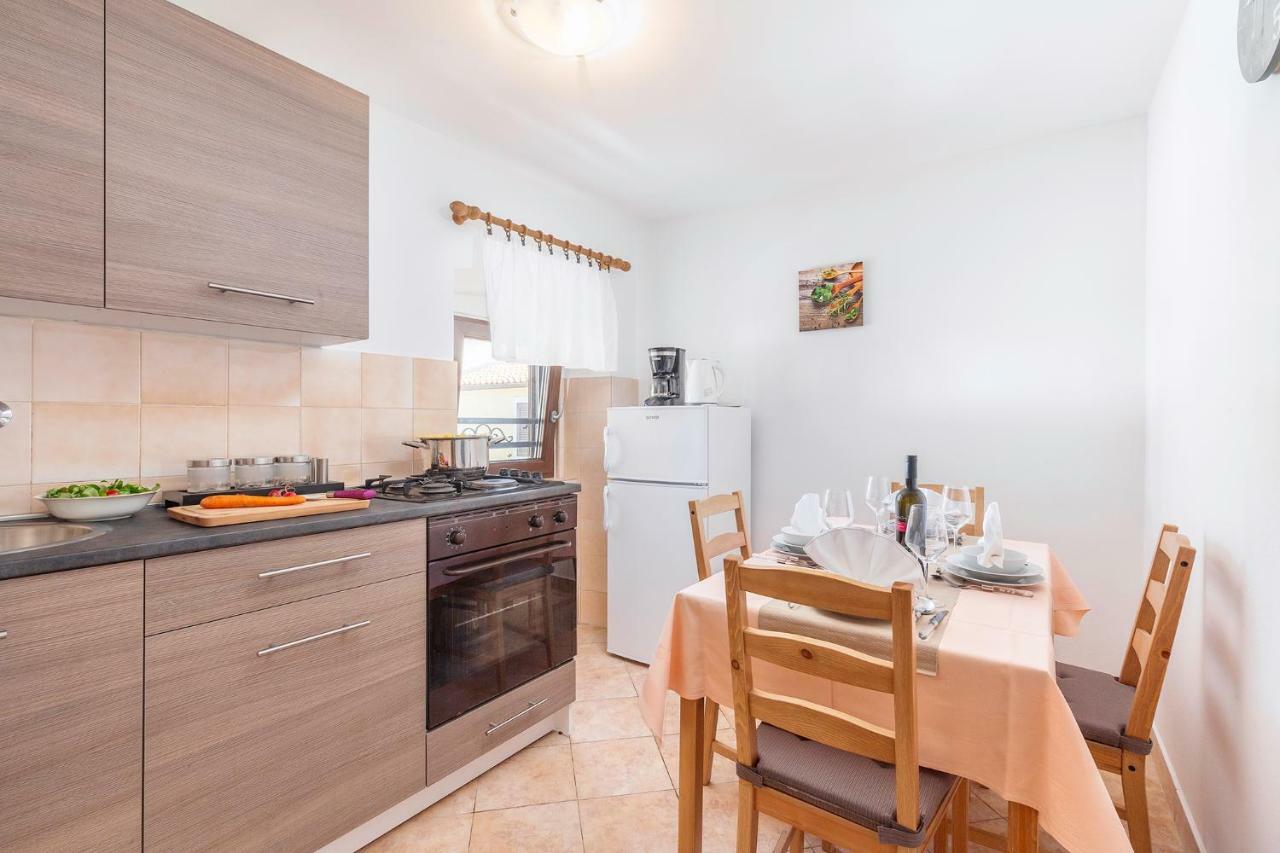 Apartments Pepe Novigrad Istria Eksteriør bilde